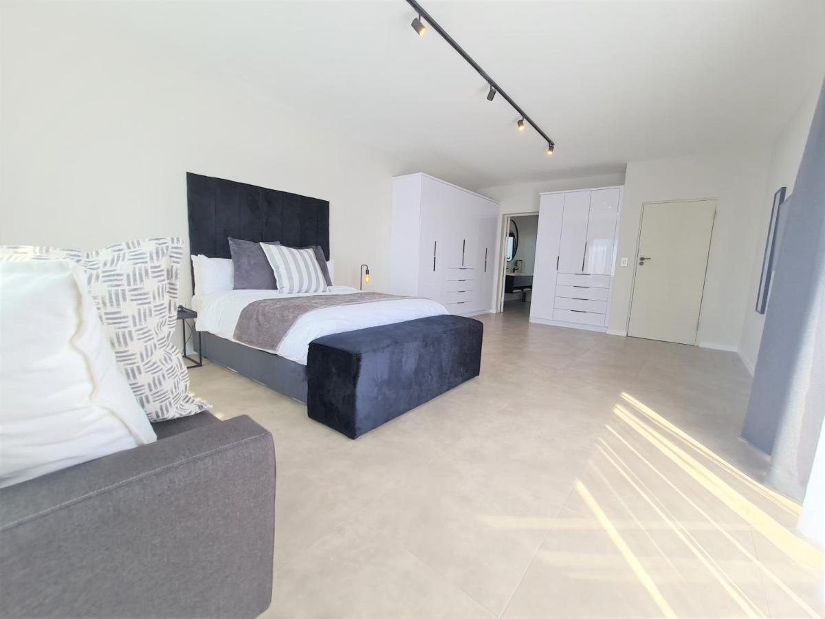Mint Apartments Greenside ヨハネスブルグ エクステリア 写真
